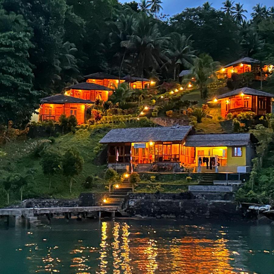 K2 Lembeh Dive Resort Bitung 外观 照片